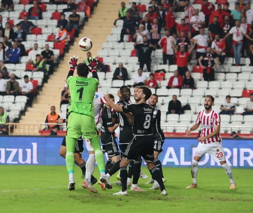 Bailly ile Tayfur Bingöl kavga etti! Burak Yılmaz sinir krizi geçirtti: Adama bak ya, kimsin sen!