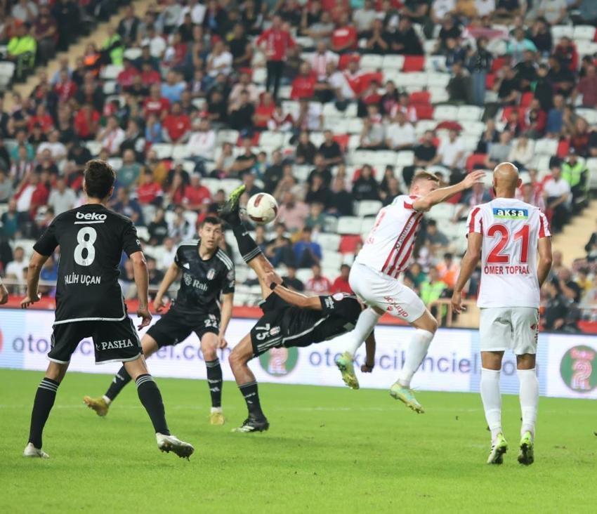 Bailly ile Tayfur Bingöl kavga etti! Burak Yılmaz sinir krizi geçirtti: Adama bak ya, kimsin sen!