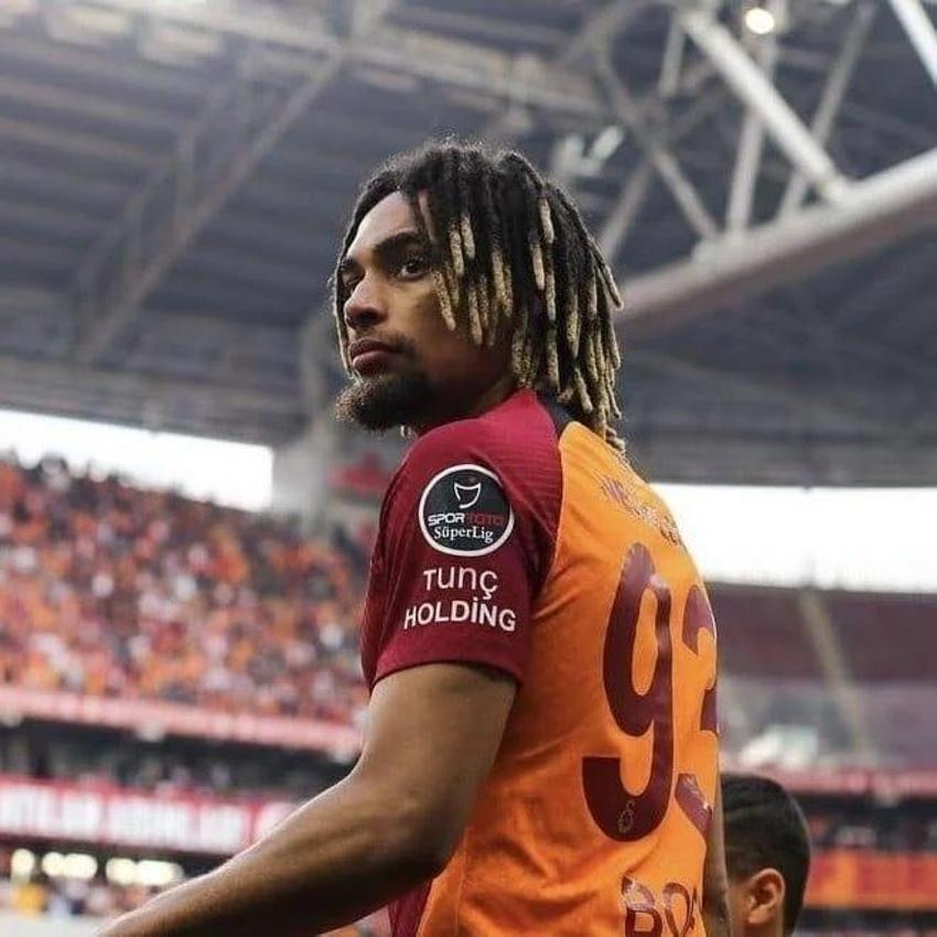 Ve Sacha Boey'in rotası belli oldu! İlk resmi teklif geldi bonservisi Süper Lig tarihine geçecek!