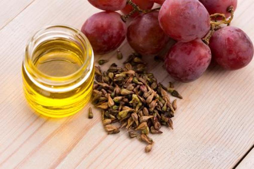 Bu yöntemi öğrenen kadınlar dolgu ve botoksu bırakıyor! 10 yaş gençleşme garantisi ile yıllara meydan okuyun