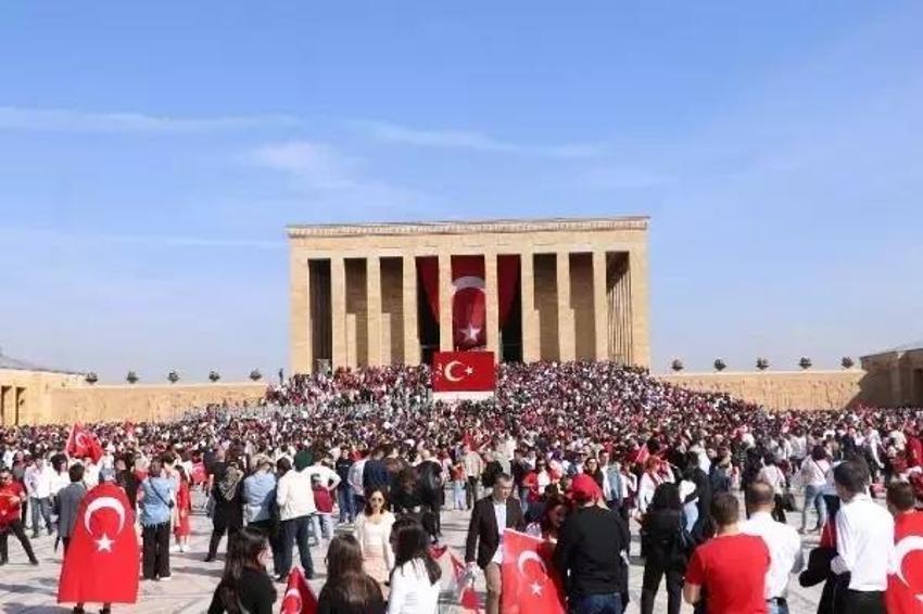 10 Kasım'da Anıtkabir ziyaret saatleri güncellendi! 10 Kasım 2023 Anıtkabir kaçta açılıp kapanıyor?