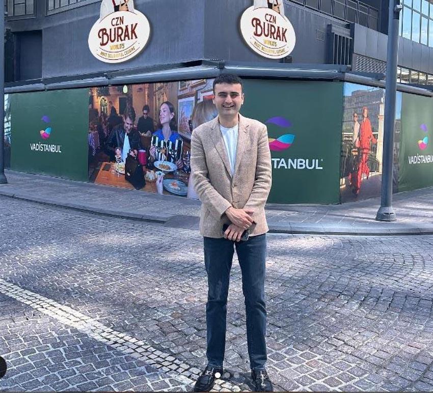 CZN Burak babasının yanında çalıştığı dönemi anlattı! 'Maaşlı çalışandım'