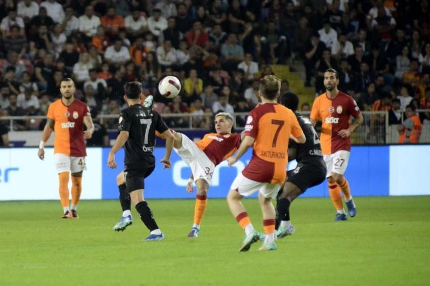 Hatayspor - Galatasaray maçındaki penaltı kararı sonrası eski hakem sert çıktı! 'VAR neden müdahale etmiyor?'