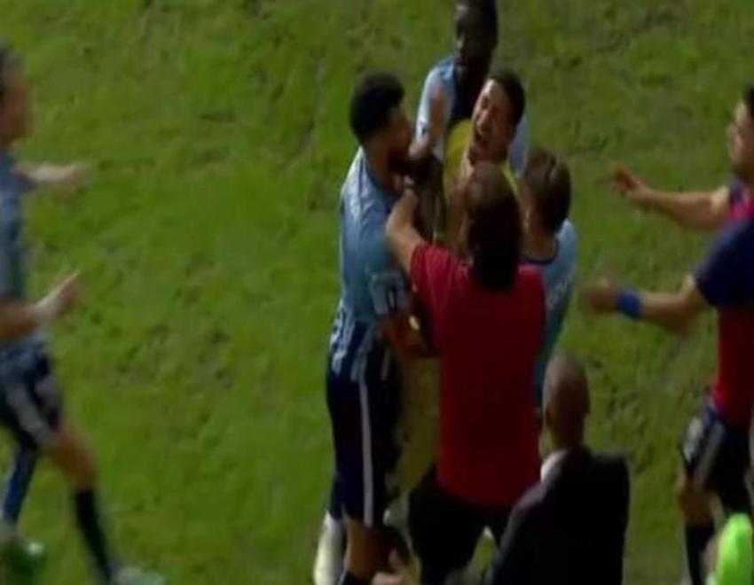 Adana Demirspor - Fenerbahçe maçında dehşet verici anlar: Türk futbolunun utanç gecesi