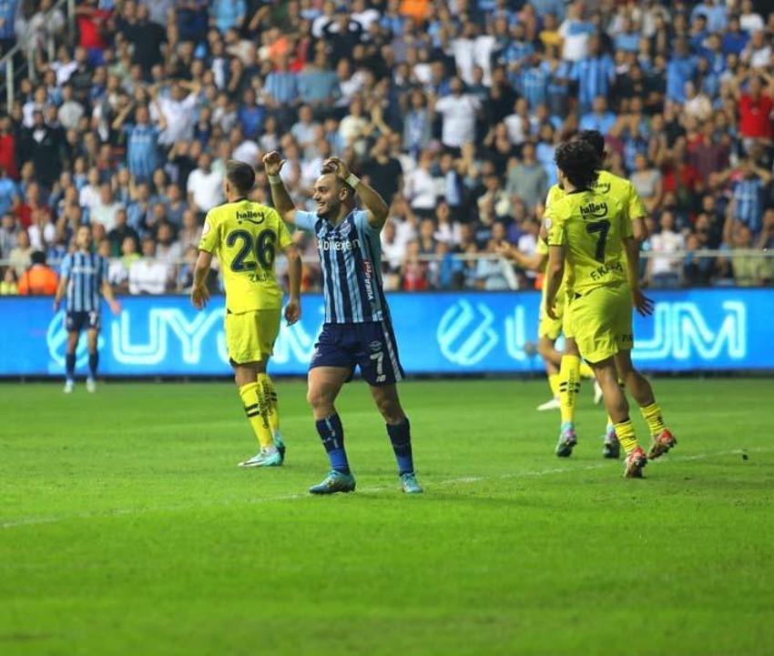 Fenerbahçe'nin yıldız transferi elinde patladı! 20 dakika oynadı