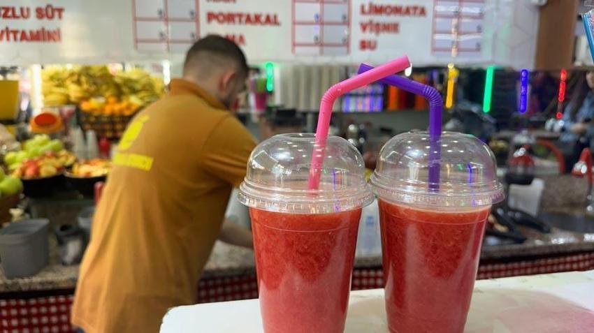 Havalar soğudu gribal enfeksiyonlar arttı! Taze sıkılmış grip ilacına talep yoğun