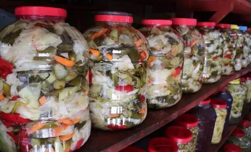 Türk halkının alışkanlıkları araştırıldı Neşeli Günler filmindeki tartışma son buldu! İşte yüzde 75'in tercihi: Limon mu sirke mi?  