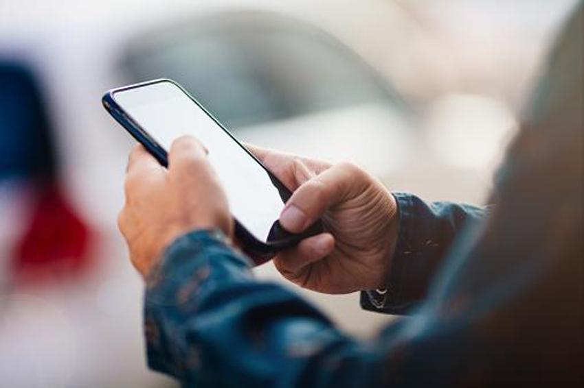 Gençlere ucuz cep telefonu başvuruları başladı: Fiyatın yüzde 45’ini devlet ödüyor