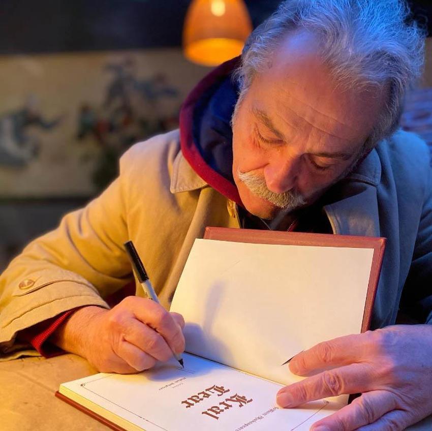 Haluk Bilginer ve Zuhal Olcay'ı bu kez de Covid nedeniyle bir araya gelemedi!