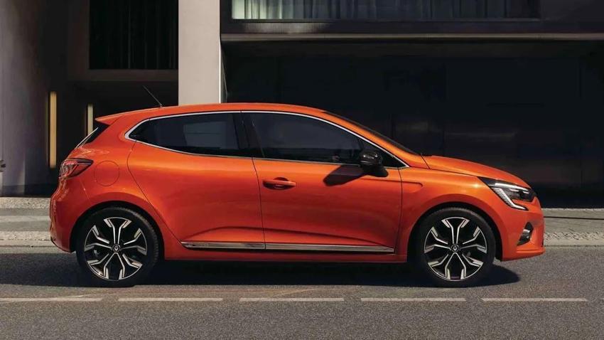 Renault Clio Çinli rakibine fark attı! Clio'da bu fiyat inanılır gibi değil