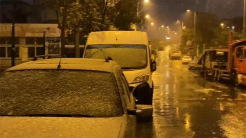 Yoğun kar yağışı başlıyor! İstanbul için saat verildi, ilçeler tek tek açıklandı, sıcaklık eksi 18'i gördü