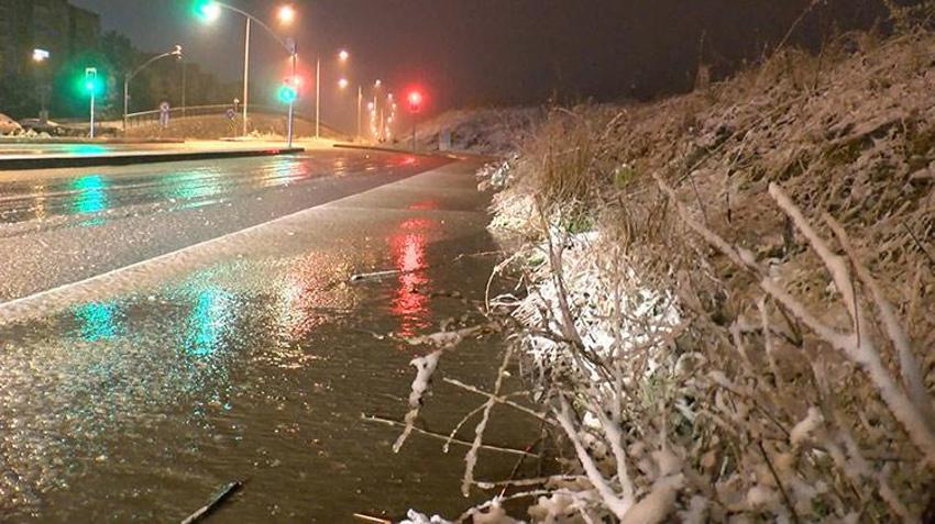 Lapa lapa kar yağışının ardından kar fırtınası vuracak! İstanbul dahil 72 il için alarm verildi, sıcaklık eksi 14'ü gördü, günlerce sürecek