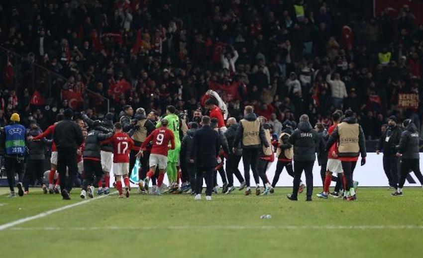 Alman basını Türkiye'nin zaferini konuştu: Deplasman maçı gibiydi