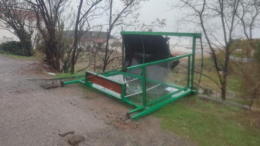 Yurtta kar ve fırtına etkisi! Yollar kapalı, okullar tatil
