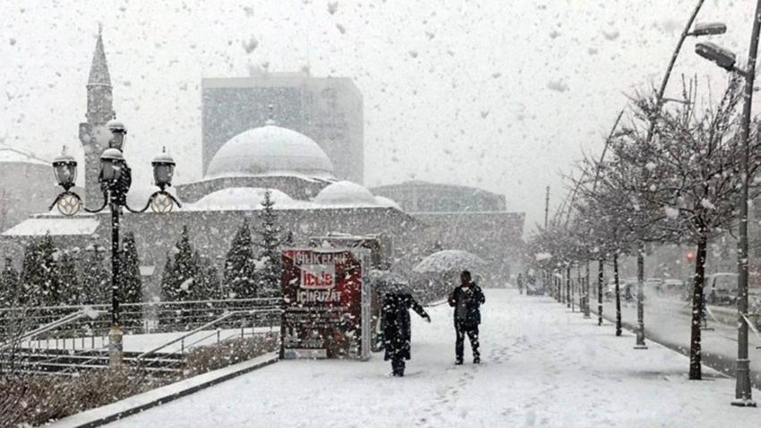 Erzurum'da yarın okullar tatil mi? 21 Kasım kar yağışı Erzurum'da okullar tatil edildi mi?