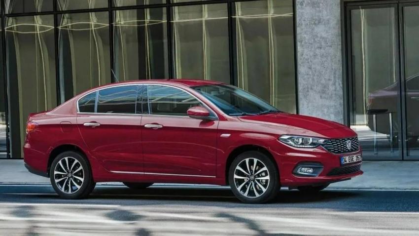 Fiat Egea Sedan yokuşlarda tıkanıyor ama fiyatı çıldırıyor! Bu fiyat bu kampanyayla bir daha gelmez