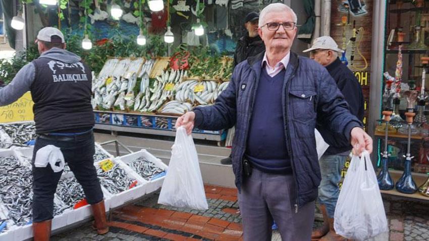 Havalar soğudu kar yağdı hamsinin fiyatı dibi gördü!
