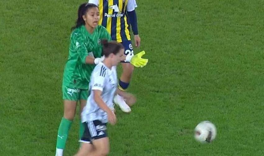Fenerbahçe - Beşiktaş derbisinde tartışma yaratan gol! Fenerbahçe'den büyük tepki