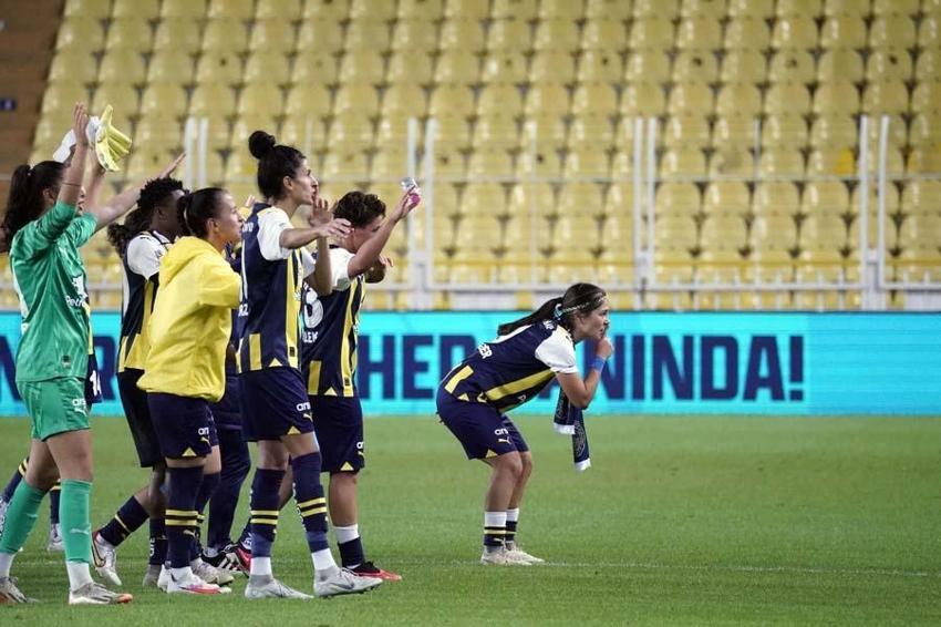 Fenerbahçe - Beşiktaş derbisinde tartışma yaratan gol! Fenerbahçe'den büyük tepki