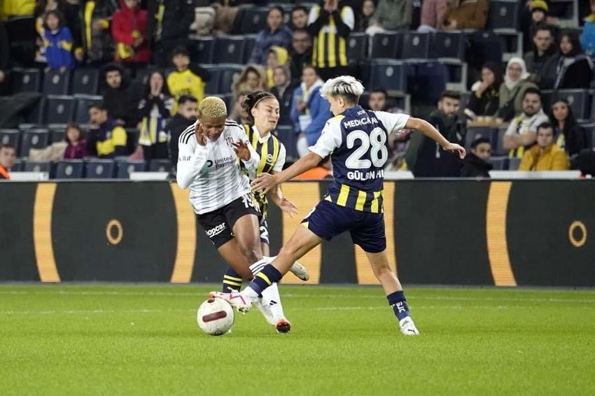 Fenerbahçe - Beşiktaş derbisinde tartışma yaratan gol! Fenerbahçe'den büyük tepki