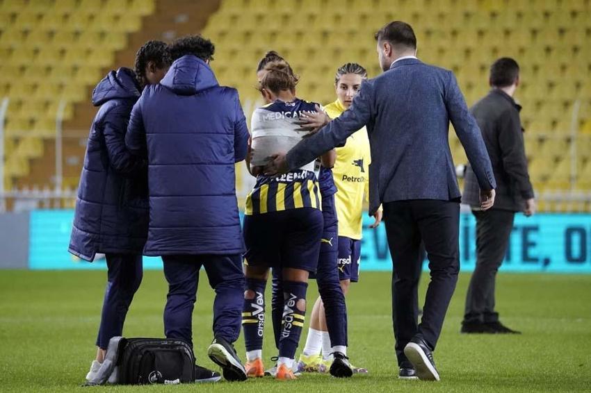 Fenerbahçe - Beşiktaş derbisinde tartışma yaratan gol! Fenerbahçe'den büyük tepki