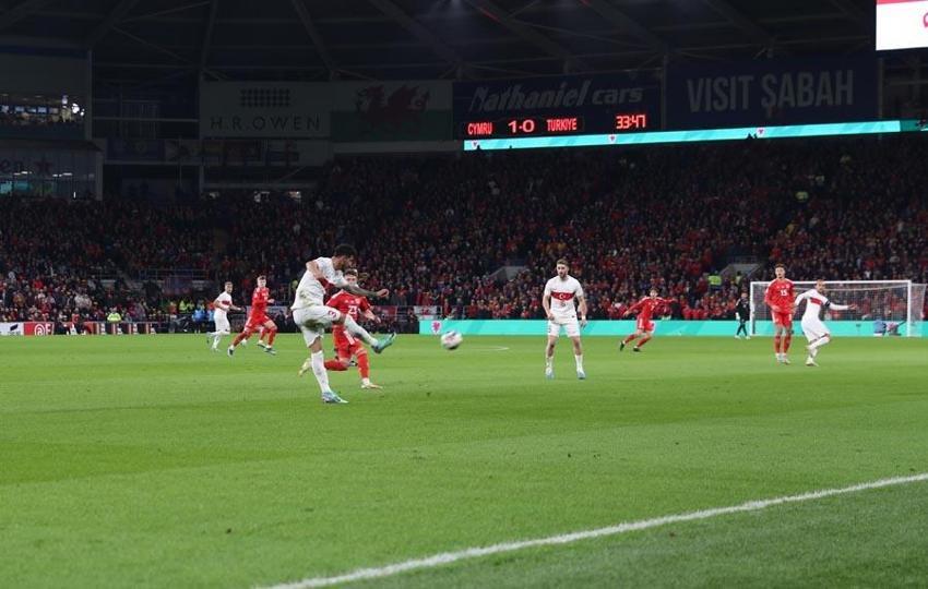 A Milli Takım tarih yazdı bir ilki gerçekleştirdi! Kritik Galler maçı sonrası Montella açıklaması: Ülkeyi hayal bile edemeyeceği yerlere taşıyabilir
