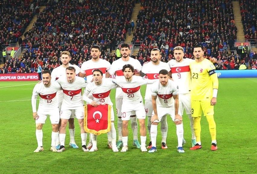 A Milli Takım tarih yazdı bir ilki gerçekleştirdi! Kritik Galler maçı sonrası Montella açıklaması: Ülkeyi hayal bile edemeyeceği yerlere taşıyabilir