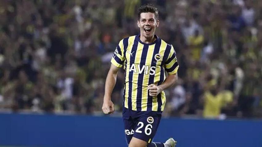 Fenerbahçe'de ayrılıklar peş peşe! İsmail Kartal transfer listesini belirledi: İşte bileti kesilen 5 isim...