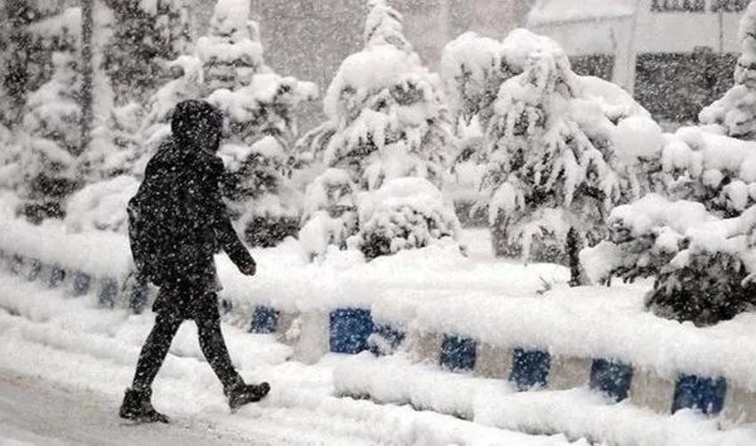 Meteoroloji açıkladı: Pazar günü kar, Pazartesi tatili geliyor! 27 Kasım Pazartesi okullar tatil mi edildi? 