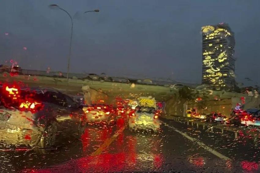 Seyahat planınızı erteleyin! Meteoroloji uyardı: Bu hafta sonu İstanbul'a kar geliyor! Uçuş, vapur, feribot seferleri iptal...