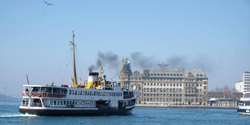 Seyahat planınızı erteleyin! Meteoroloji uyardı: Bu hafta sonu İstanbul'a kar geliyor! Uçuş, vapur, feribot seferleri iptal...