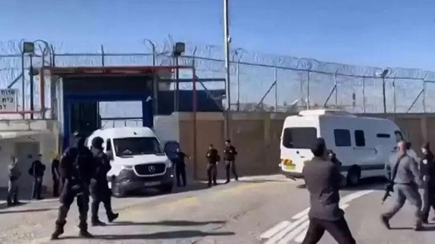 Gazze'de israil-Hamas savaşında son dakika! 4 günlük insani arada rehine takası başaldı