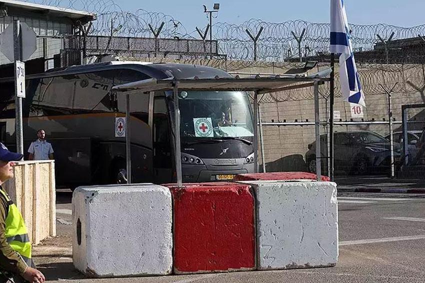 Gazze'de israil-Hamas savaşında son dakika! 4 günlük insani arada rehine takası başaldı