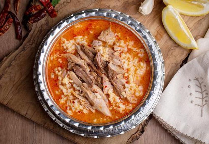 Doğal antibiyotik! Enfeksiyonun kökünü kazıyor, faydaları saymakla bitmiyor