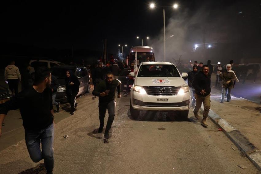 Dünyanın gözü Gazze'de! İsrail askerleri ateş açtı rehine takası ertelendi