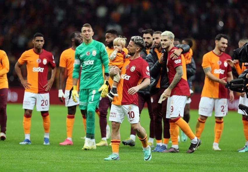 Spor yazarları, Galatasaray - Alanyaspor maçı sonrası hayran kaldı! 'Karabasan gibi'