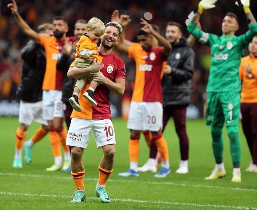 Spor yazarları, Galatasaray - Alanyaspor maçı sonrası hayran kaldı! 'Karabasan gibi'