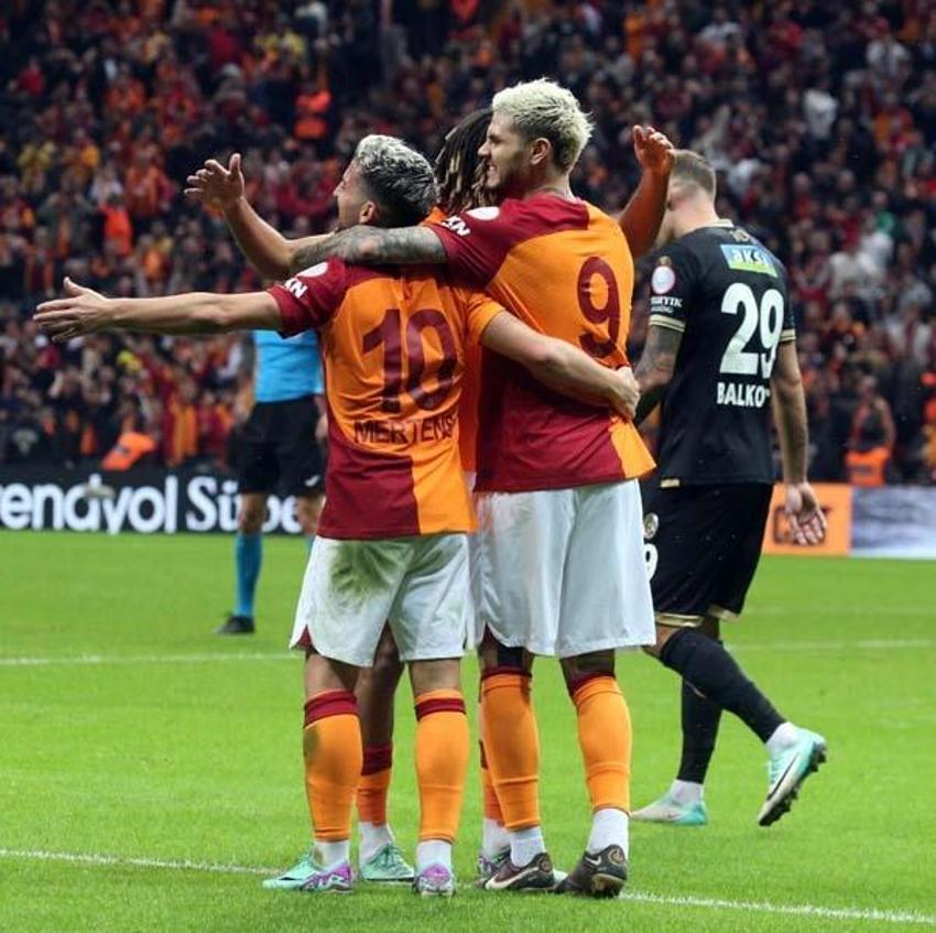 Spor yazarları, Galatasaray - Alanyaspor maçı sonrası hayran kaldı! 'Karabasan gibi'