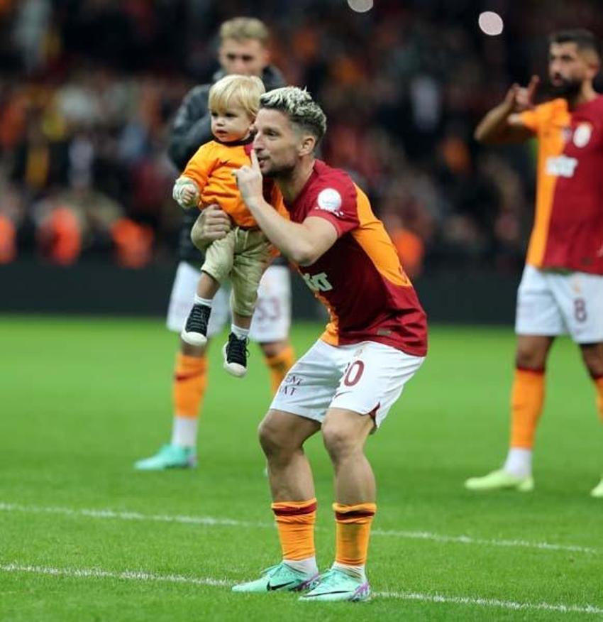 Spor yazarları, Galatasaray - Alanyaspor maçı sonrası hayran kaldı! 'Karabasan gibi'