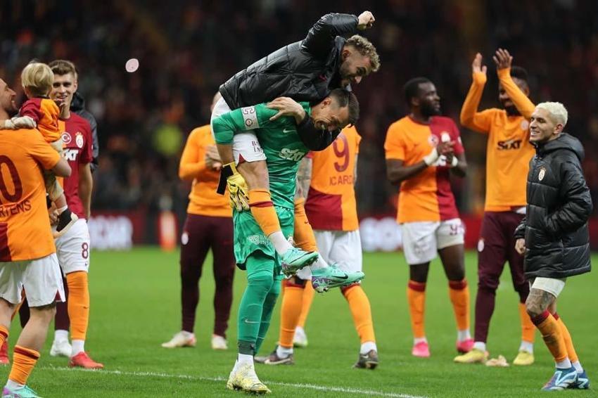 Spor yazarları, Galatasaray - Alanyaspor maçı sonrası hayran kaldı! 'Karabasan gibi'
