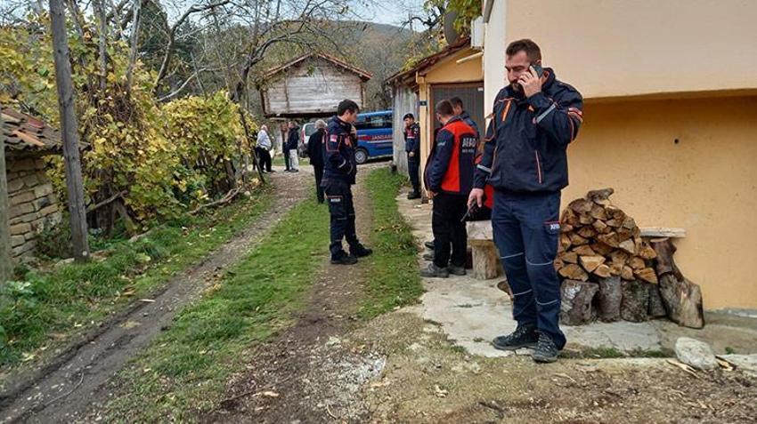 Şiddetli yağış ve fırtına yurdu etkisi altına aldı! Sinop'tan acı haber geldi, İzmir'de deniz ve kara birleşti