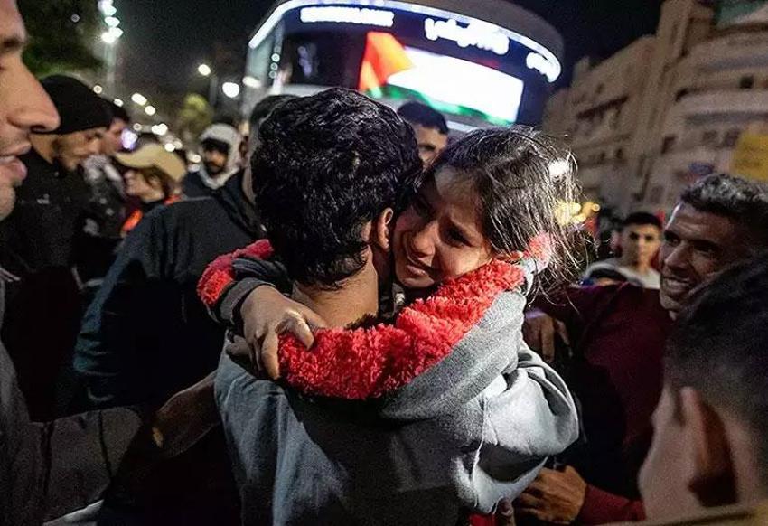 Gazze'de insani ara! ABD savaş gemisine balistik füze atıldı, Netanyahu'dan Hamas'ın 'ateşkes' mesajına ilk yanıt geldi