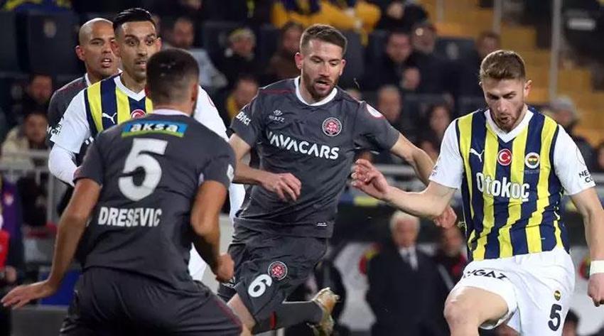 Fenerbahçe - Fatih Karagümrük maçında tartışmalı penaltı pozisyonu: Tartışılacak bir şey yok, penaltı verilmeliydi!