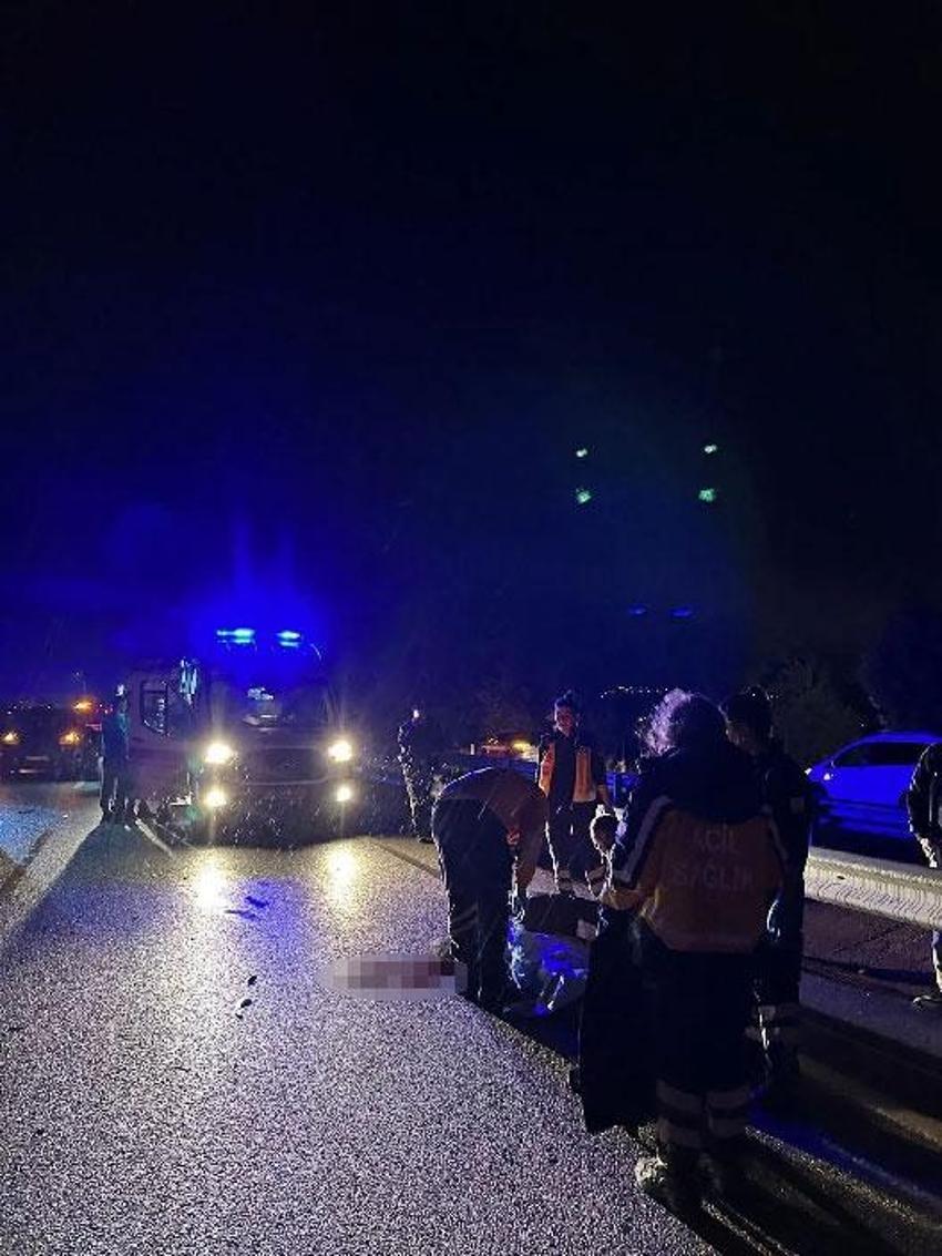 Tartışan çifte araç çarptı, geriye kalan fotoğraflar yürekleri dağladı!