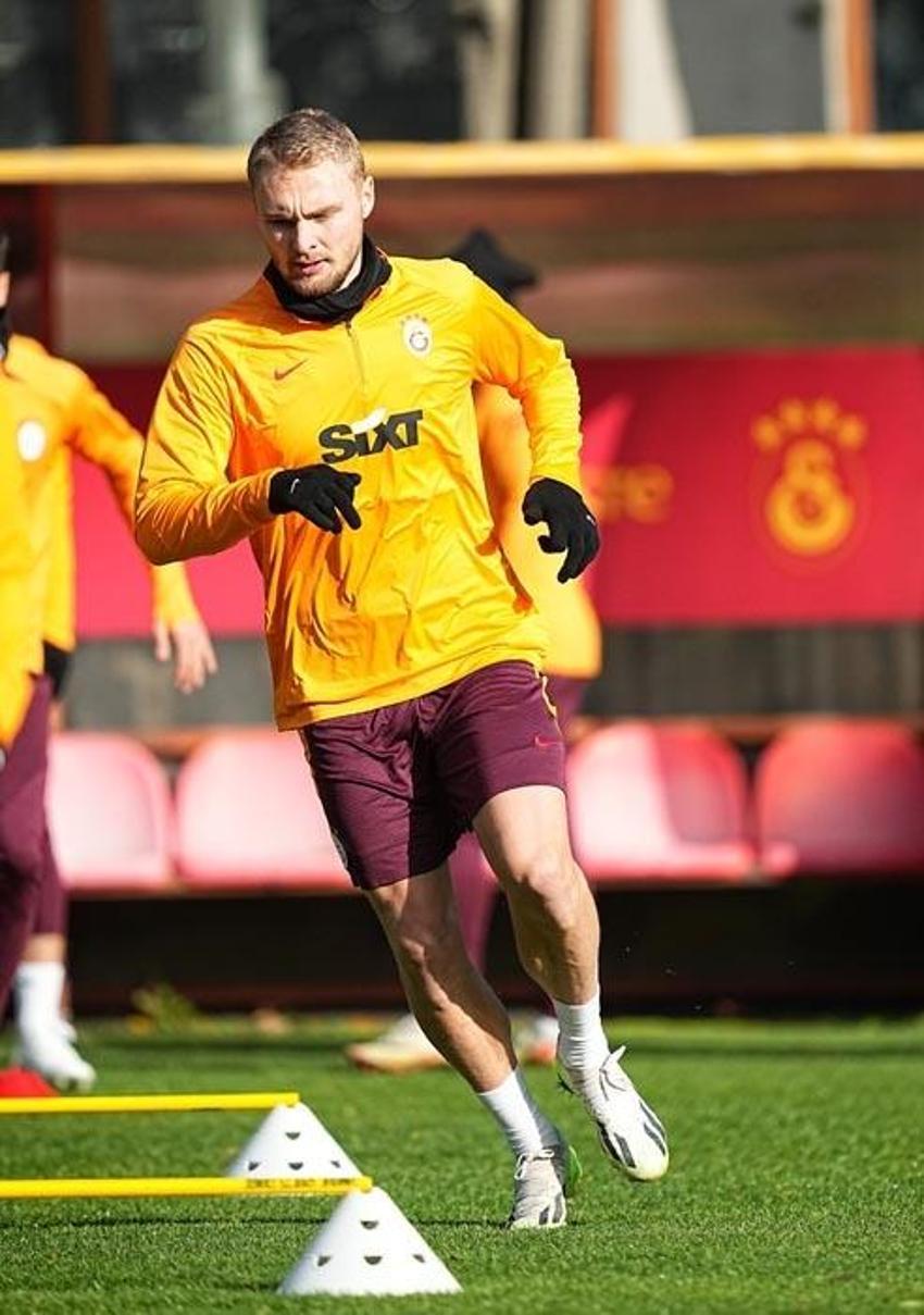 Manchester United maçı öncesi Galatasaray'da Okan Buruk'un zor tercihi! Kritik maçın planı...