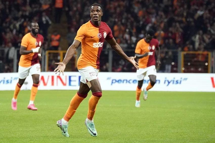 Manchester United maçı öncesi Galatasaray'da Okan Buruk'un zor tercihi! Kritik maçın planı...