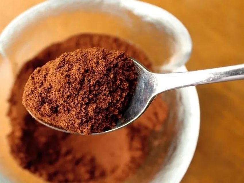 Evde kendin yap: Yılbaşına kadar 20 kilo vermek için kahveye 1 dilim ekleyin! Sadece yağdan yakıyor...