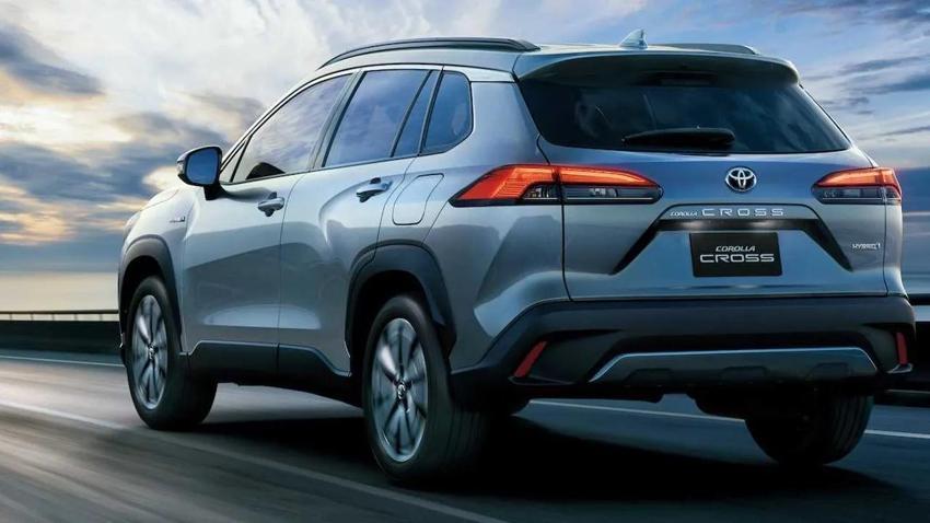 SUV modelde fiyatlar sil baştan değişti! Toyota Corolla Cross kampanyası kaçırılmaz!