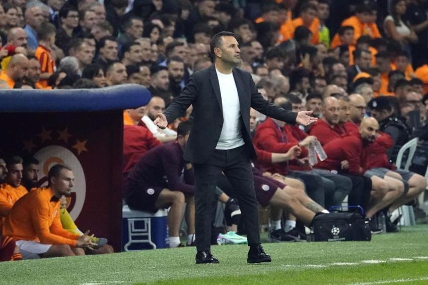 Manchester United maçı öncesi işler karıştı! Okan Buruk yıldız ismi kesti, ilk 11 değişti