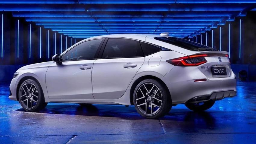 Honda Civic yıl sonu bombasını patlattı! 178 bin TL'lik indirim Civic fiyatlarını eritti!
